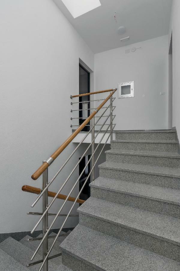 Apartmani Daniela Podgora Εξωτερικό φωτογραφία