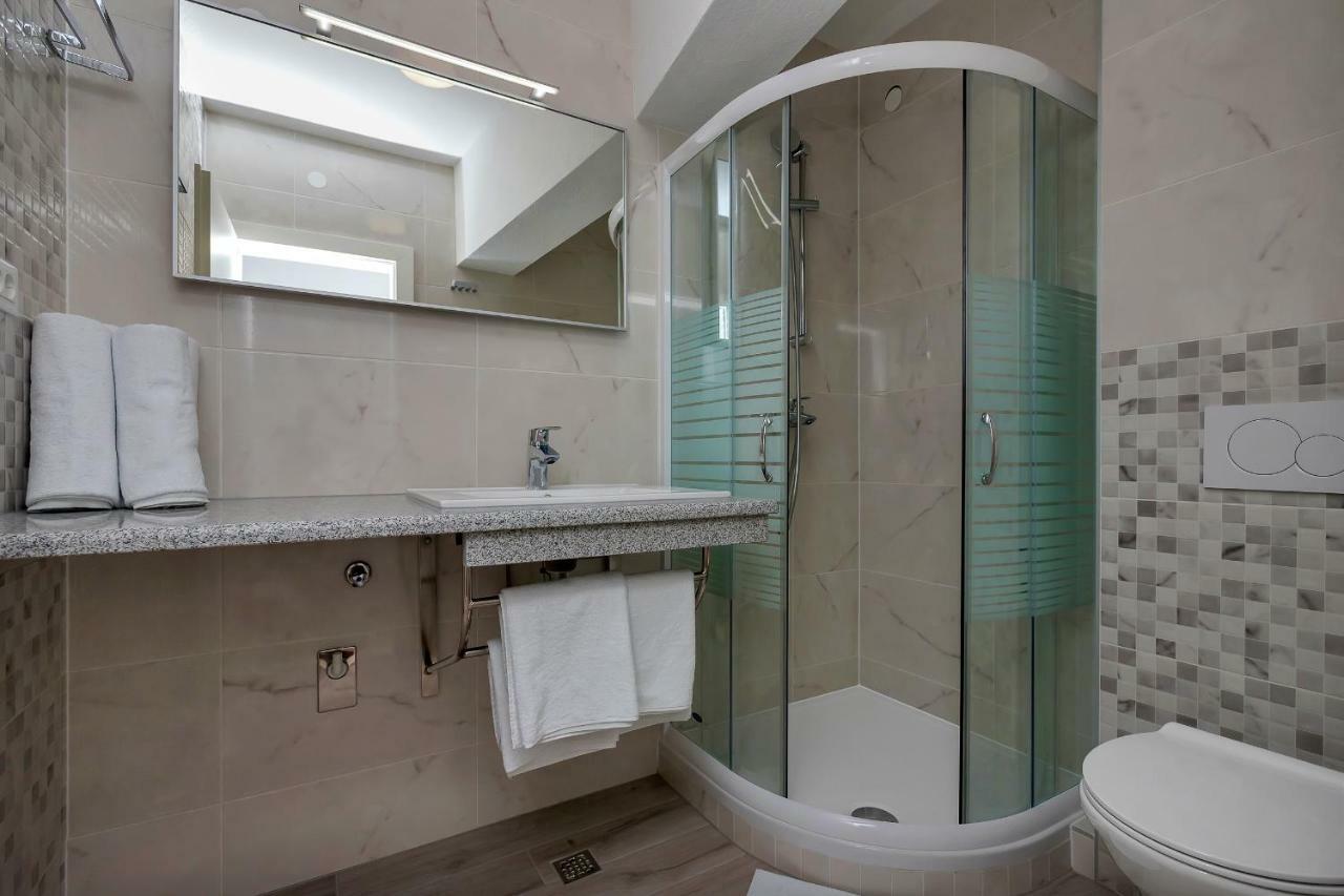 Apartmani Daniela Podgora Εξωτερικό φωτογραφία