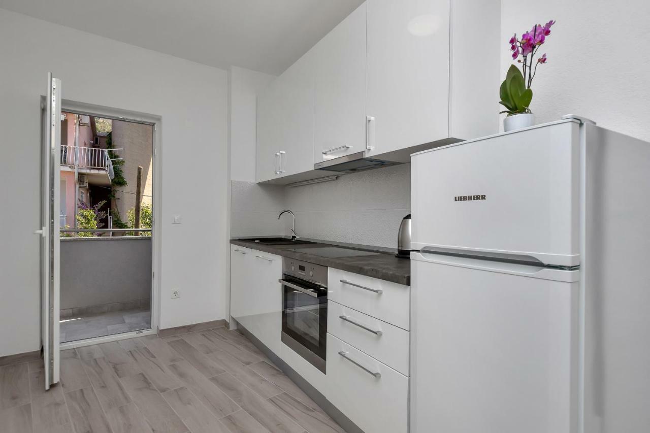 Apartmani Daniela Podgora Εξωτερικό φωτογραφία