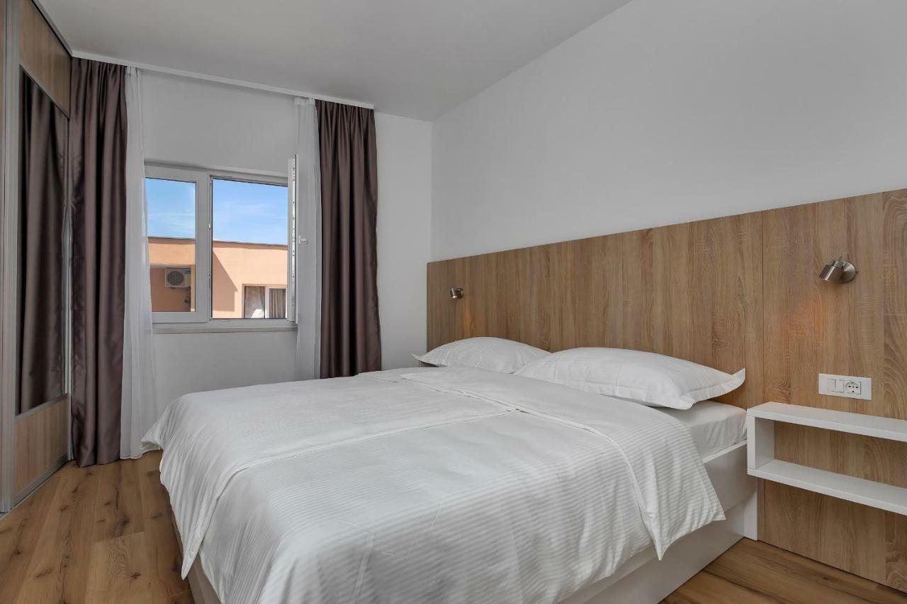 Apartmani Daniela Podgora Εξωτερικό φωτογραφία