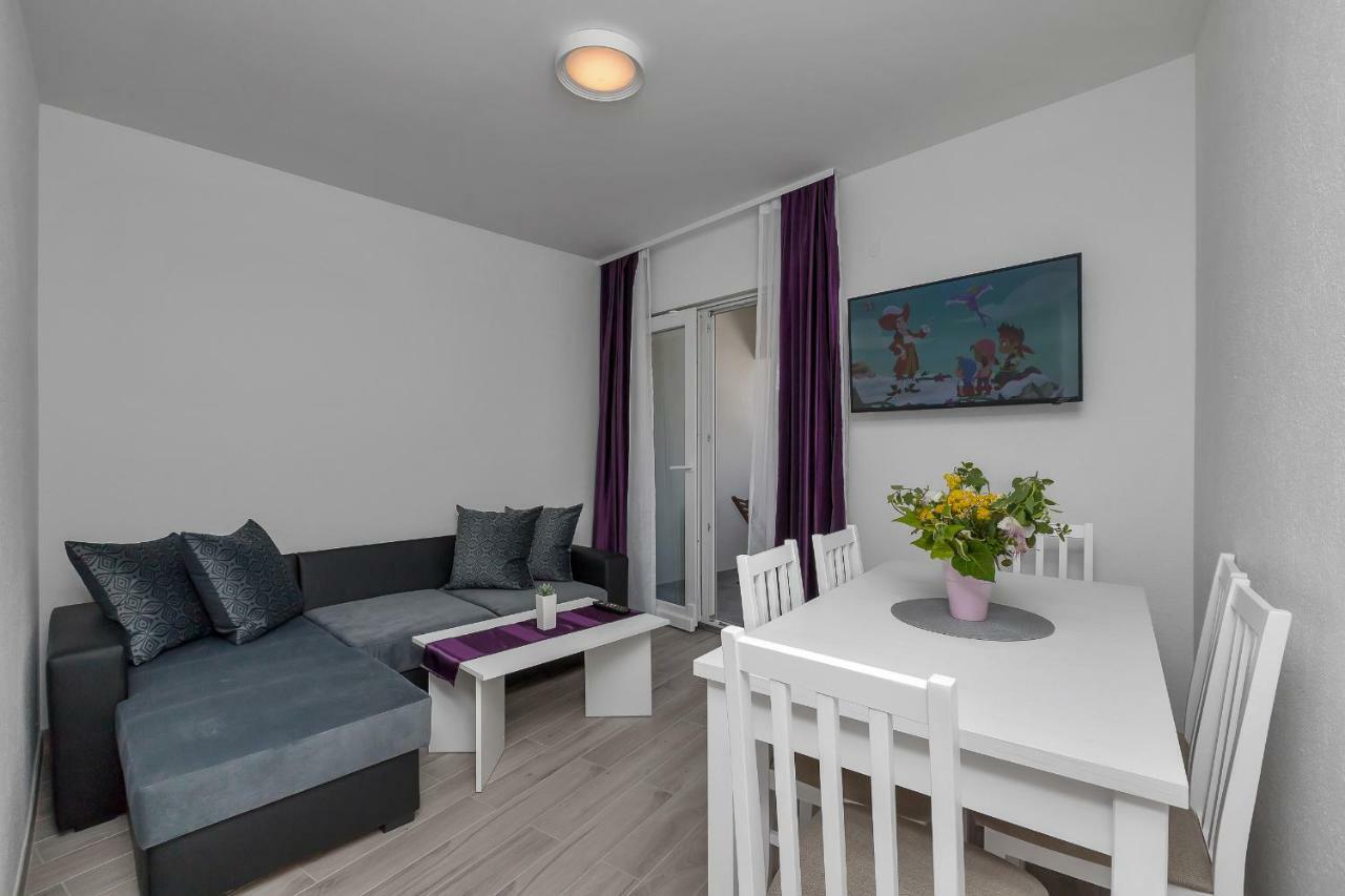 Apartmani Daniela Podgora Εξωτερικό φωτογραφία